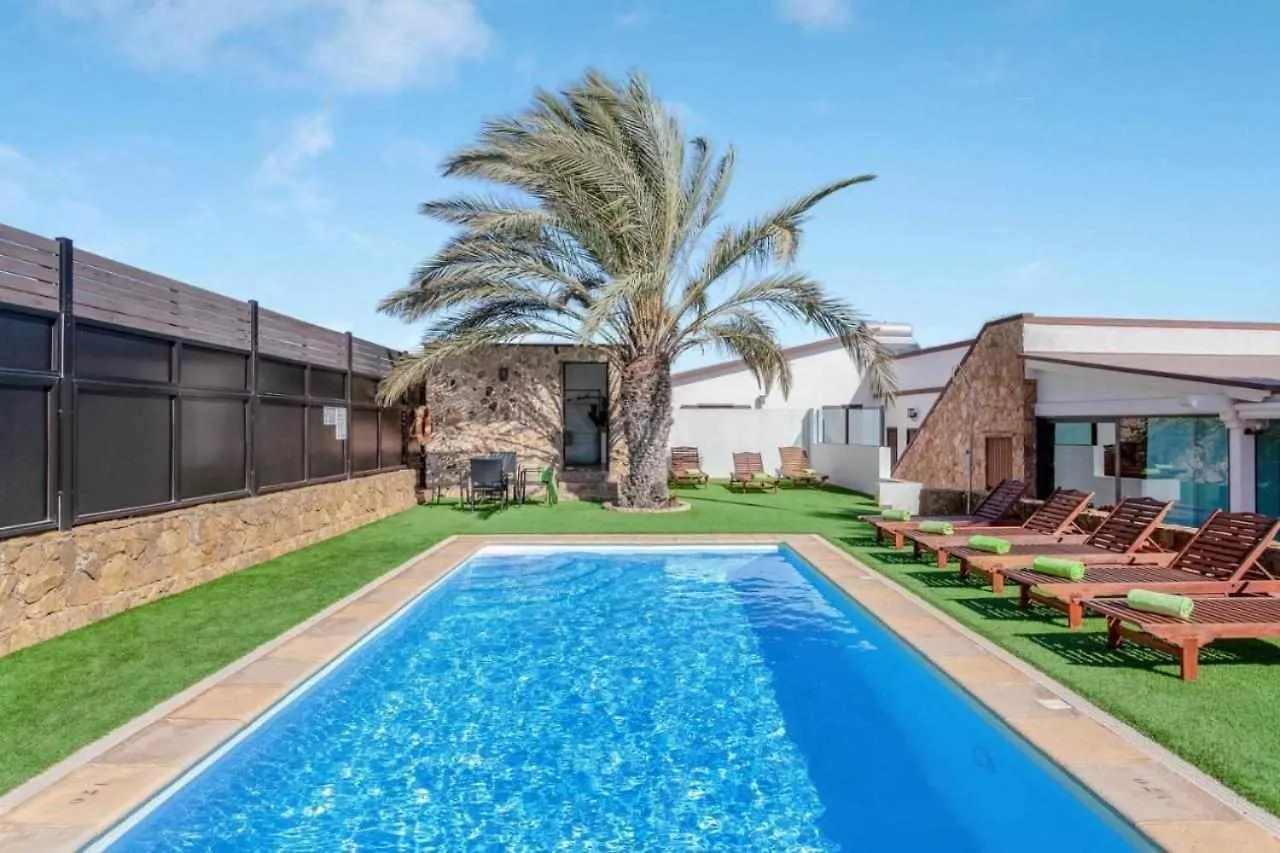 Villa Cobas Con Piscina Y Privada Triquivijate Spain